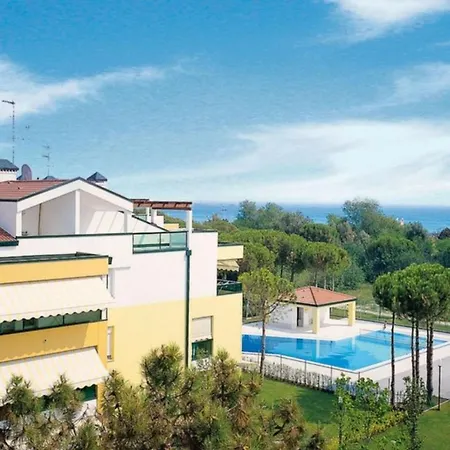 Three With Large Terrace *